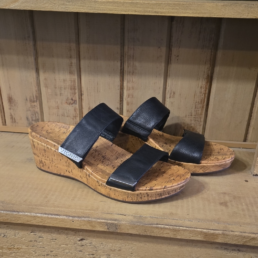 Vionic Atlantic Pepper Black Leather Wedge Sandal Womens Size 11W